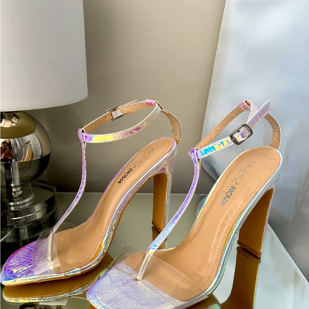 SOLD - Fashion Nova - Iridescent Sandals- US 7.5